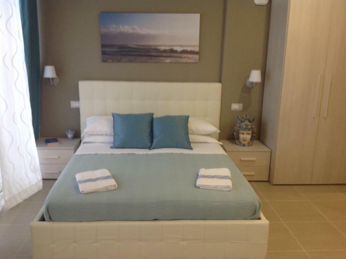 Appartement Casa Lucrezia à Giardini-Naxos Extérieur photo