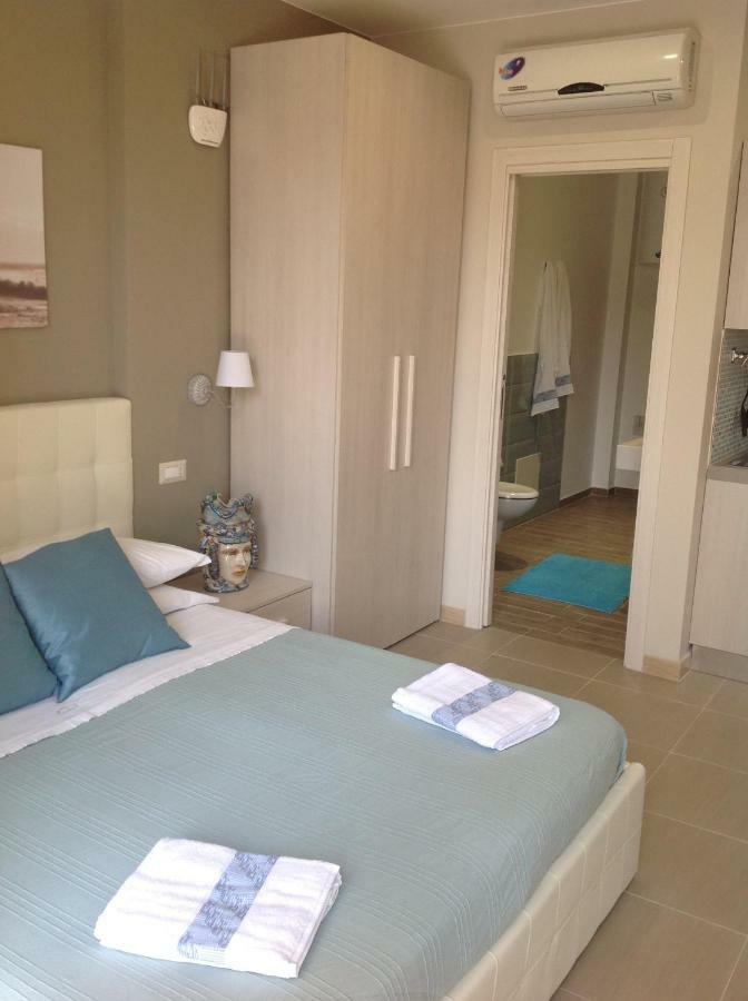 Appartement Casa Lucrezia à Giardini-Naxos Extérieur photo